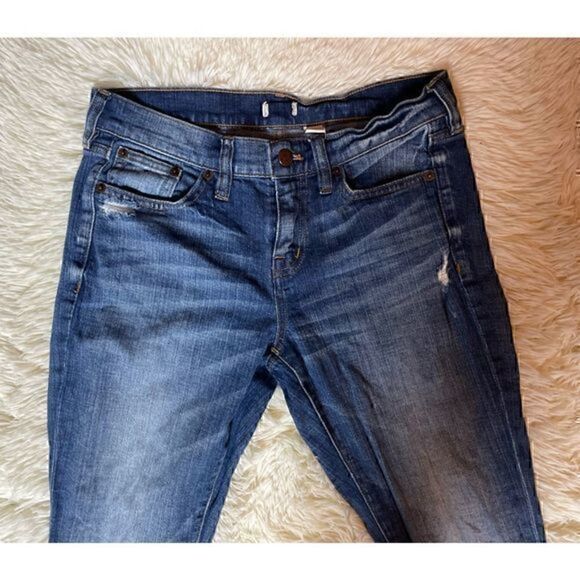 EUC J Crew Distressed Straight Leg Jeans Size 4 - Picture 2 of 9